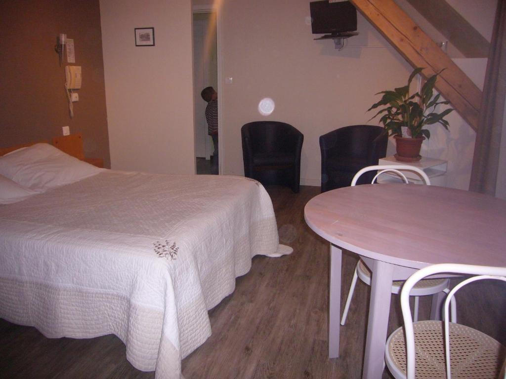 Aux Studios Du Parc Plombières-les-Bains Room photo